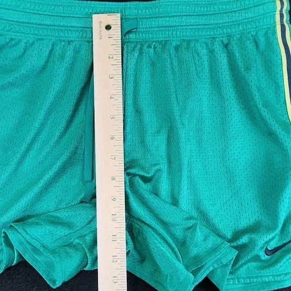 Lot 2 Pairs Nike Shorts Women Large Green Maroon Mesh Athletic Running Gym - Picture 7 of 14